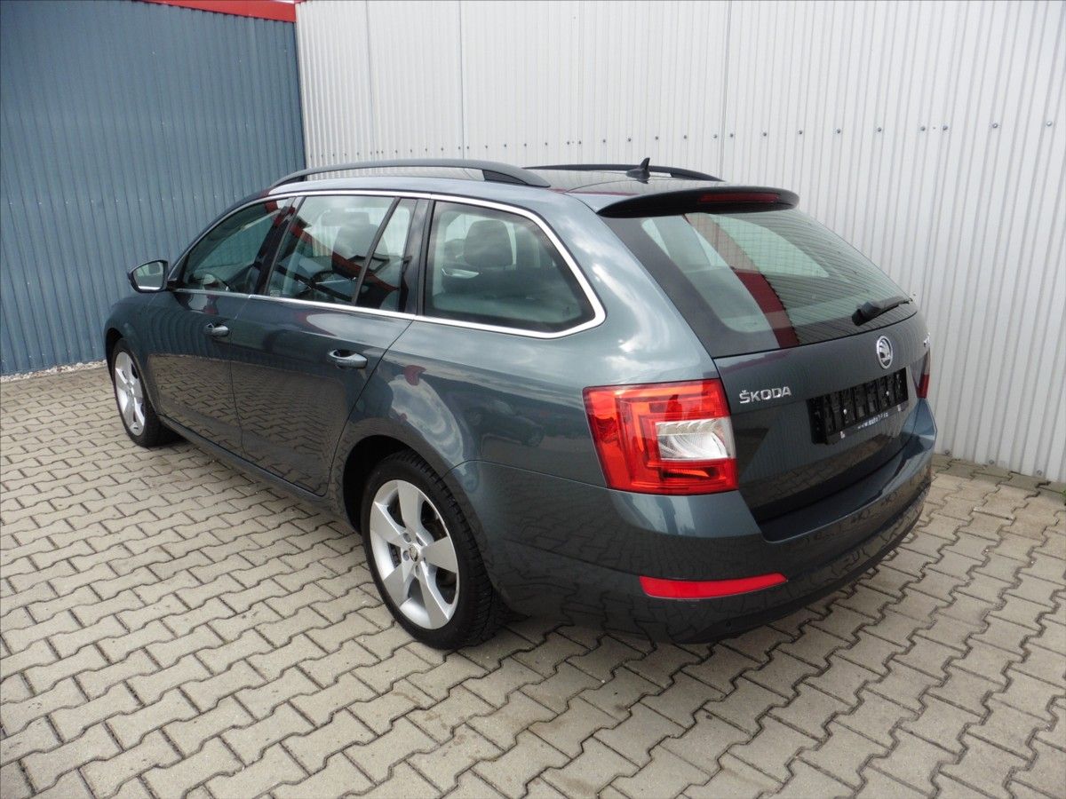 Škoda Octavia, 1,6 III Combi Style, nové ČR - fotka 3
