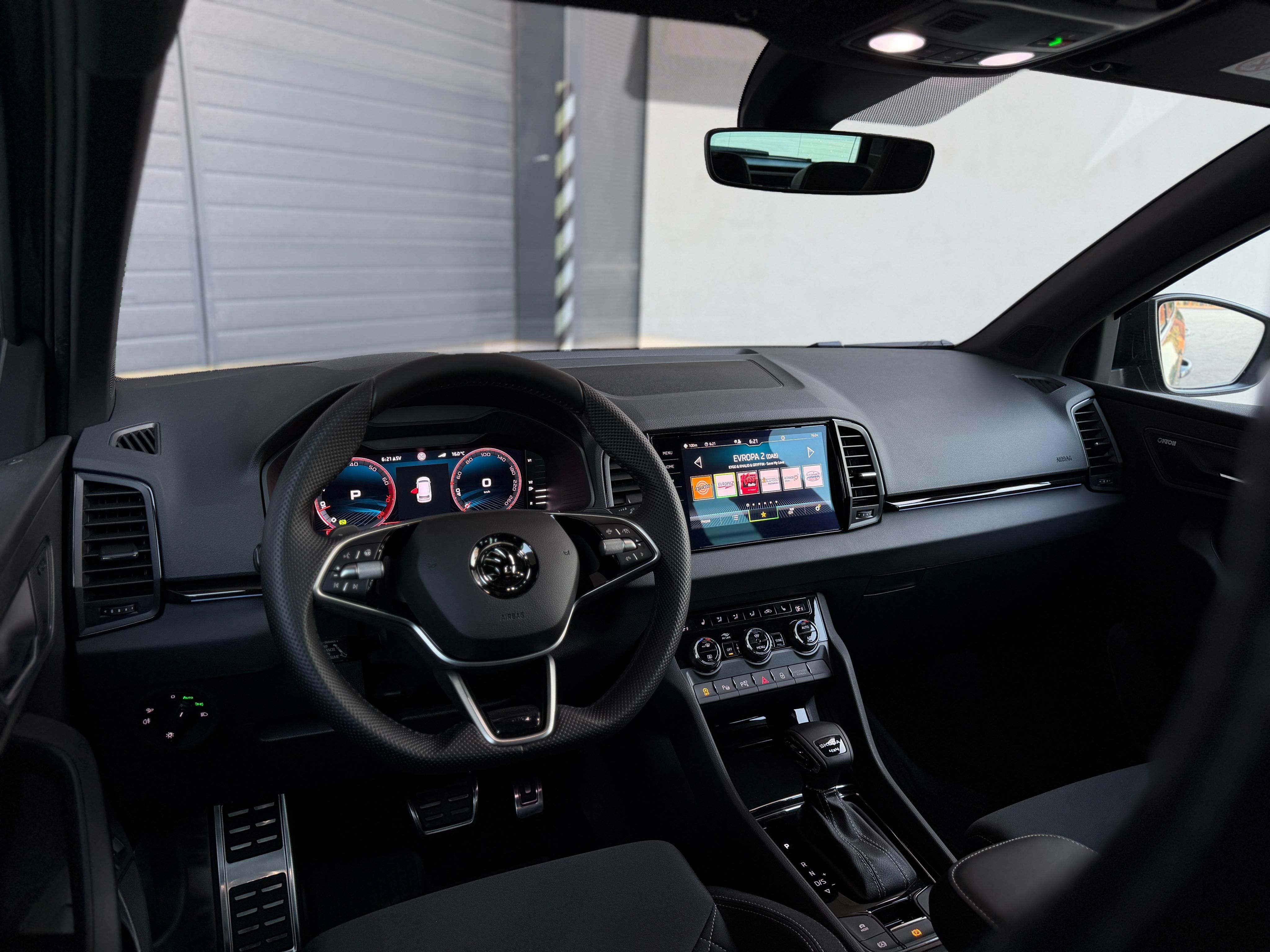 Škoda Karoq, 2.0TSi, 4x4, DSG Sportline TOP - fotka 5