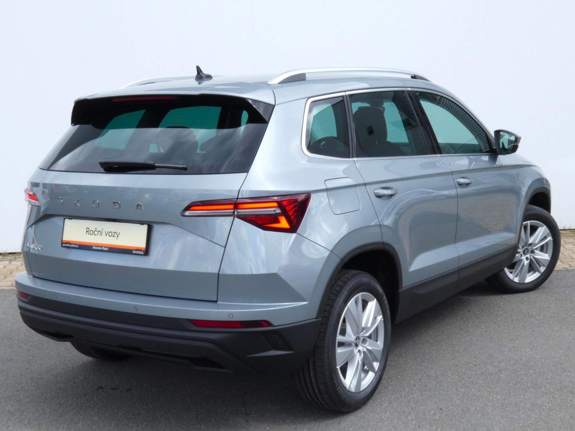 Škoda Karoq, Top Selection 1.5 TSI 110 kW D - fotka 2