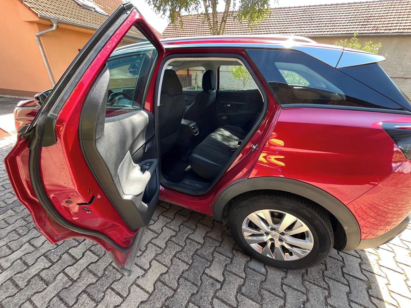 Peugeot 3008 - fotka 5