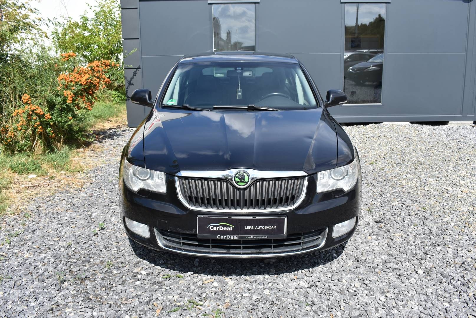 Škoda Superb, 2,0 TDI SERVIS STK NOVÉ DSG! - fotka 2