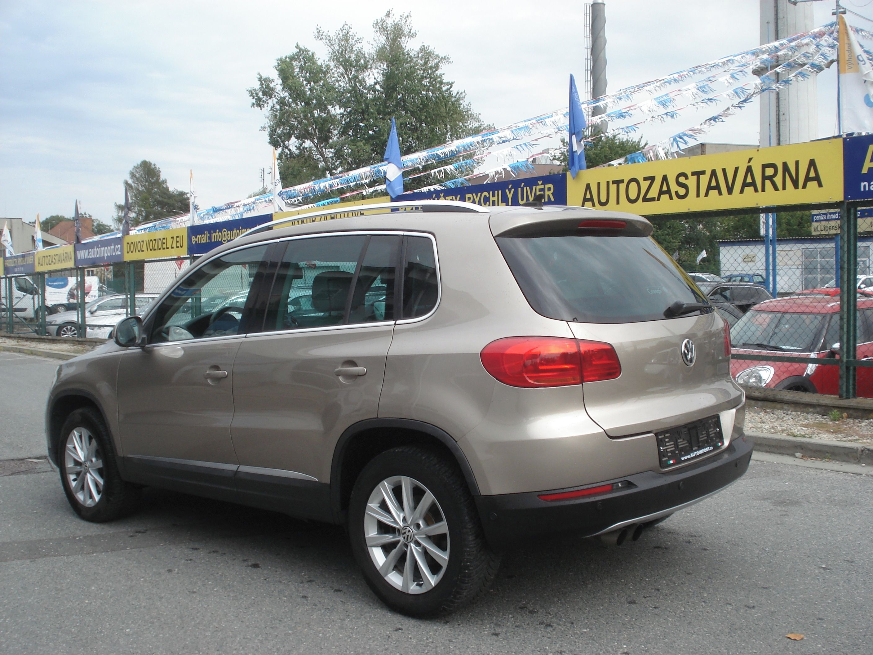 Volkswagen Tiguan, 2.0 TDi SPORT&STYLE 4x4 FULL - fotka 3