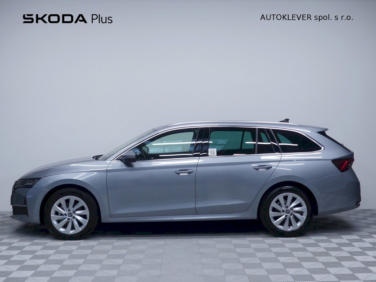 Škoda Octavia, Top Selection DSG 2.0TDI 110kW - fotka 3
