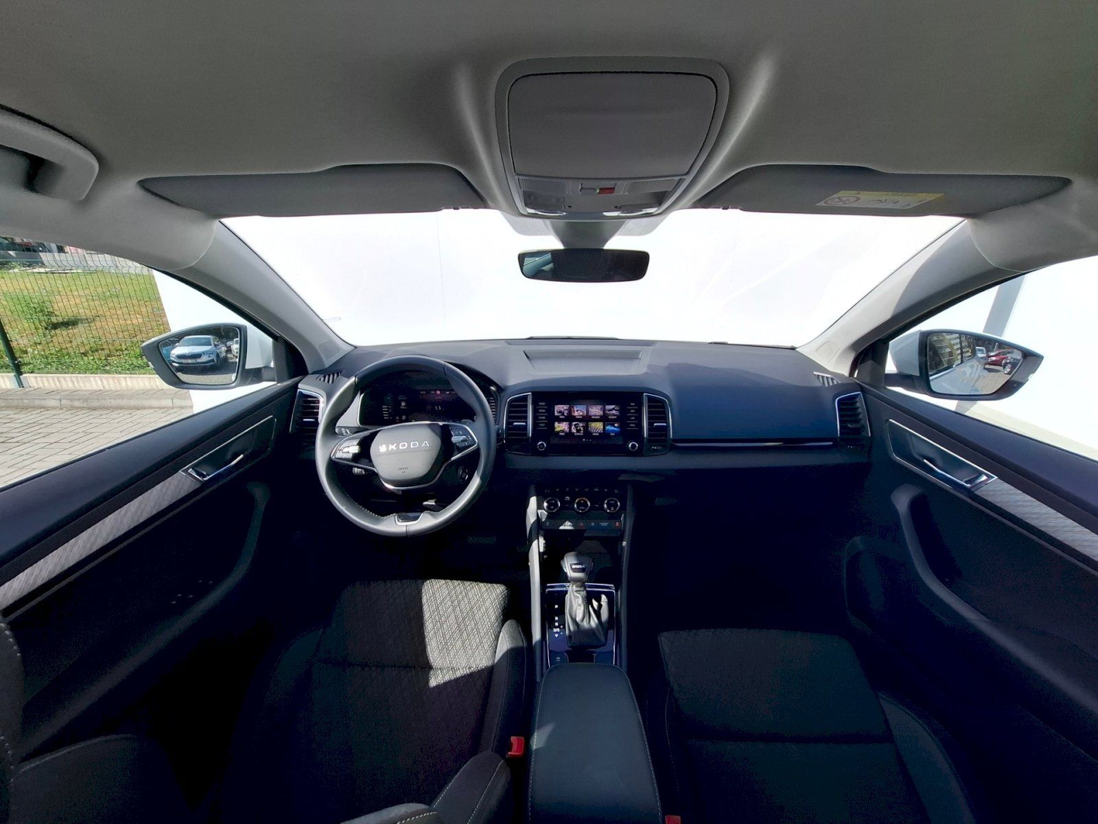 Škoda Karoq, 1.5 TSI 110kW Top Selection DS - fotka 5