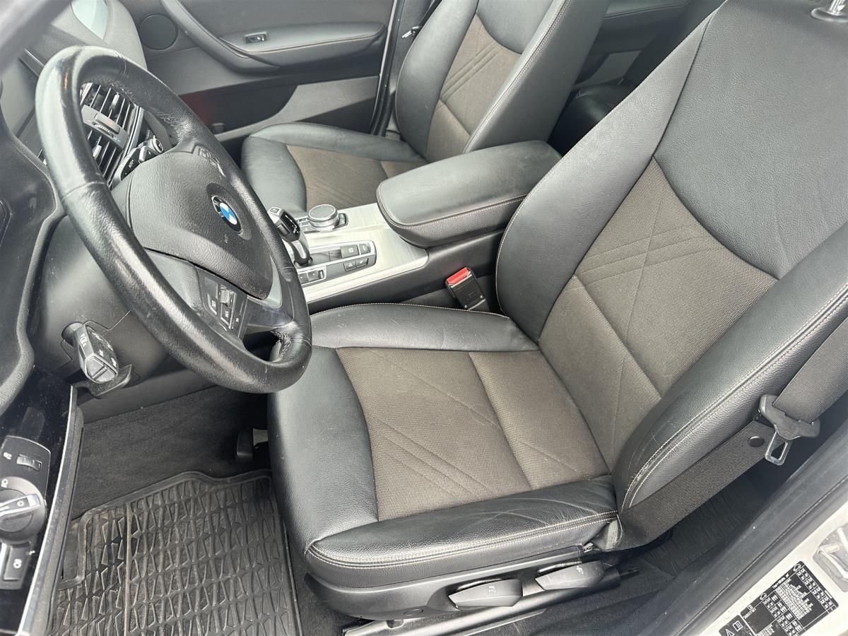 BMW X3, xDrive20d - fotka 6