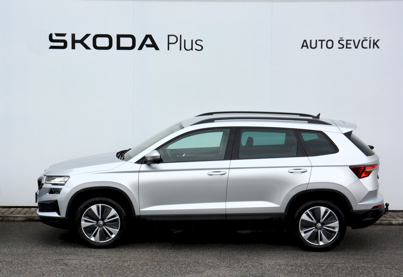 Škoda Karoq, 2.0 TDI 110 KW Style Extra - fotka 3