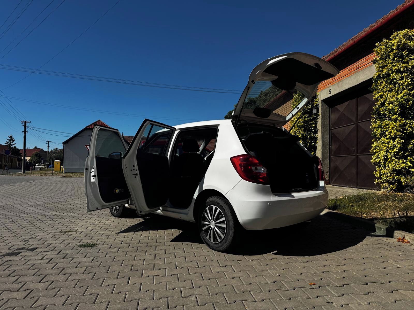 Škoda Fabia, Škoda Fabia II 1.2 HTP - fotka 4