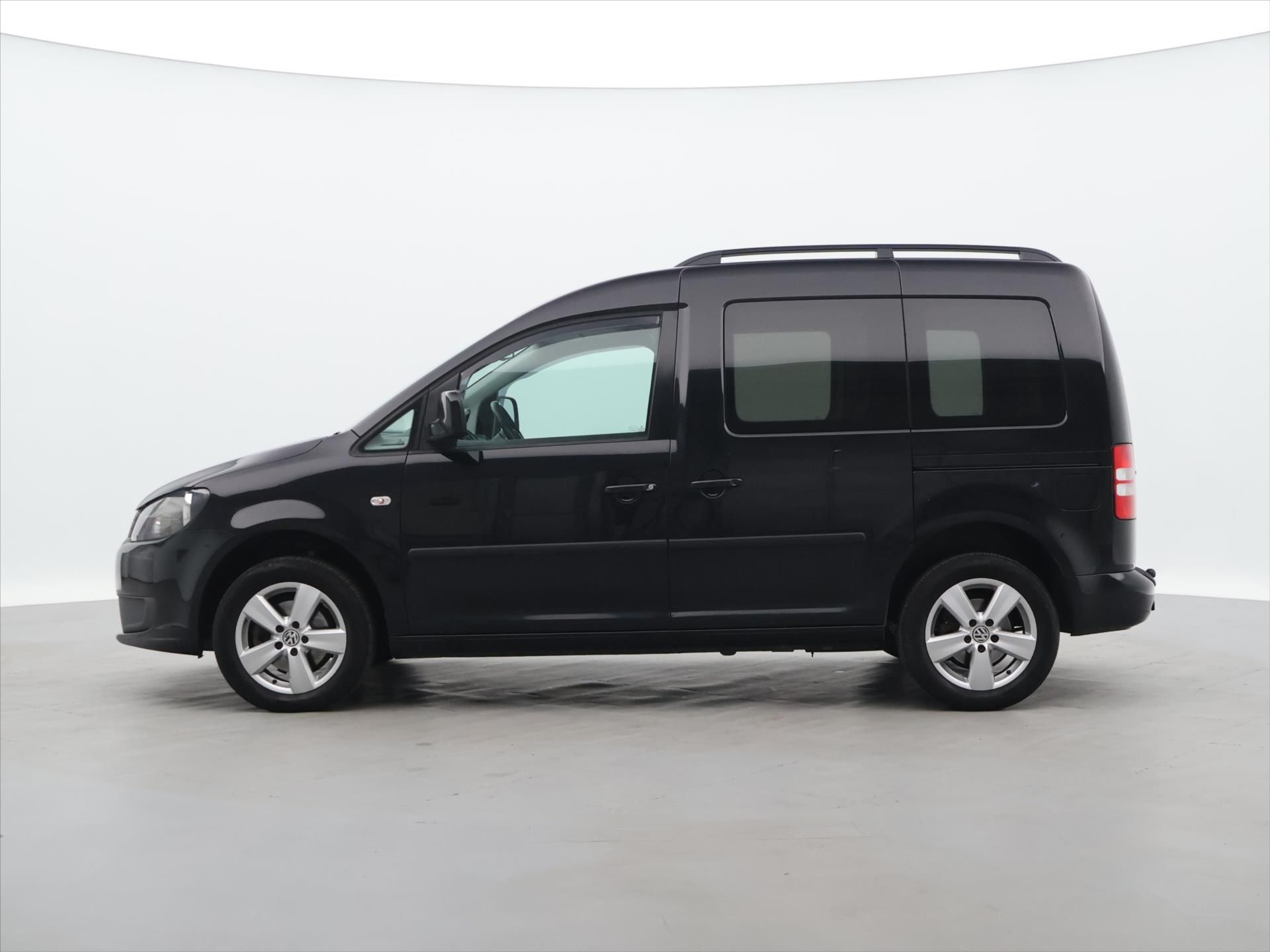 Volkswagen Caddy, 1,6 TDI 75kW DSG Tažné Serv.Kn - fotka 4