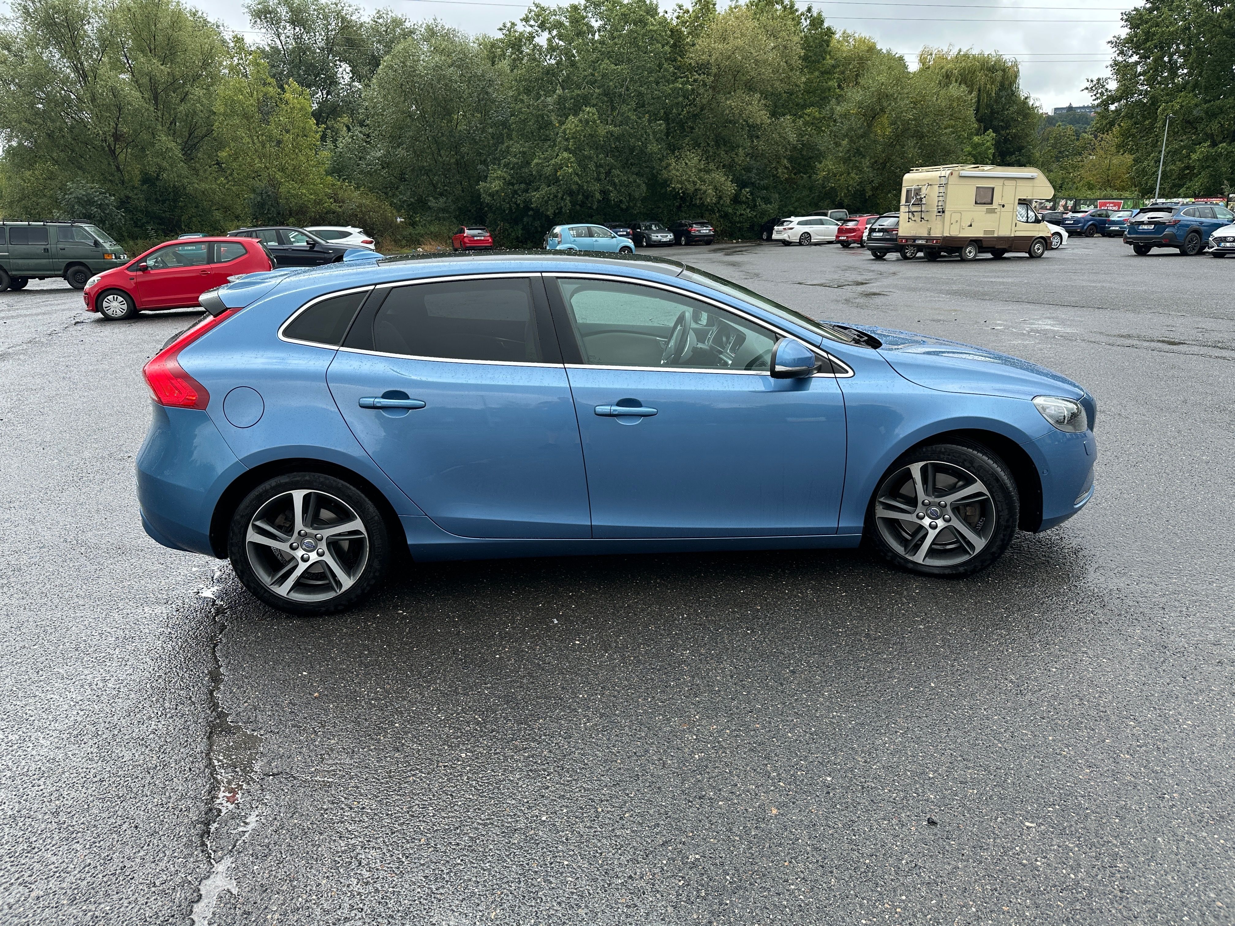 Volvo V40, D3, serviska, rozvody, stk 28 - fotka 3