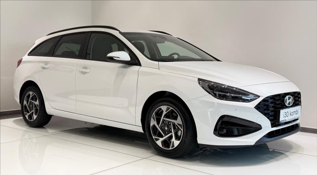 Hyundai i30, 1,6 T-GDI DCT  Go Czech