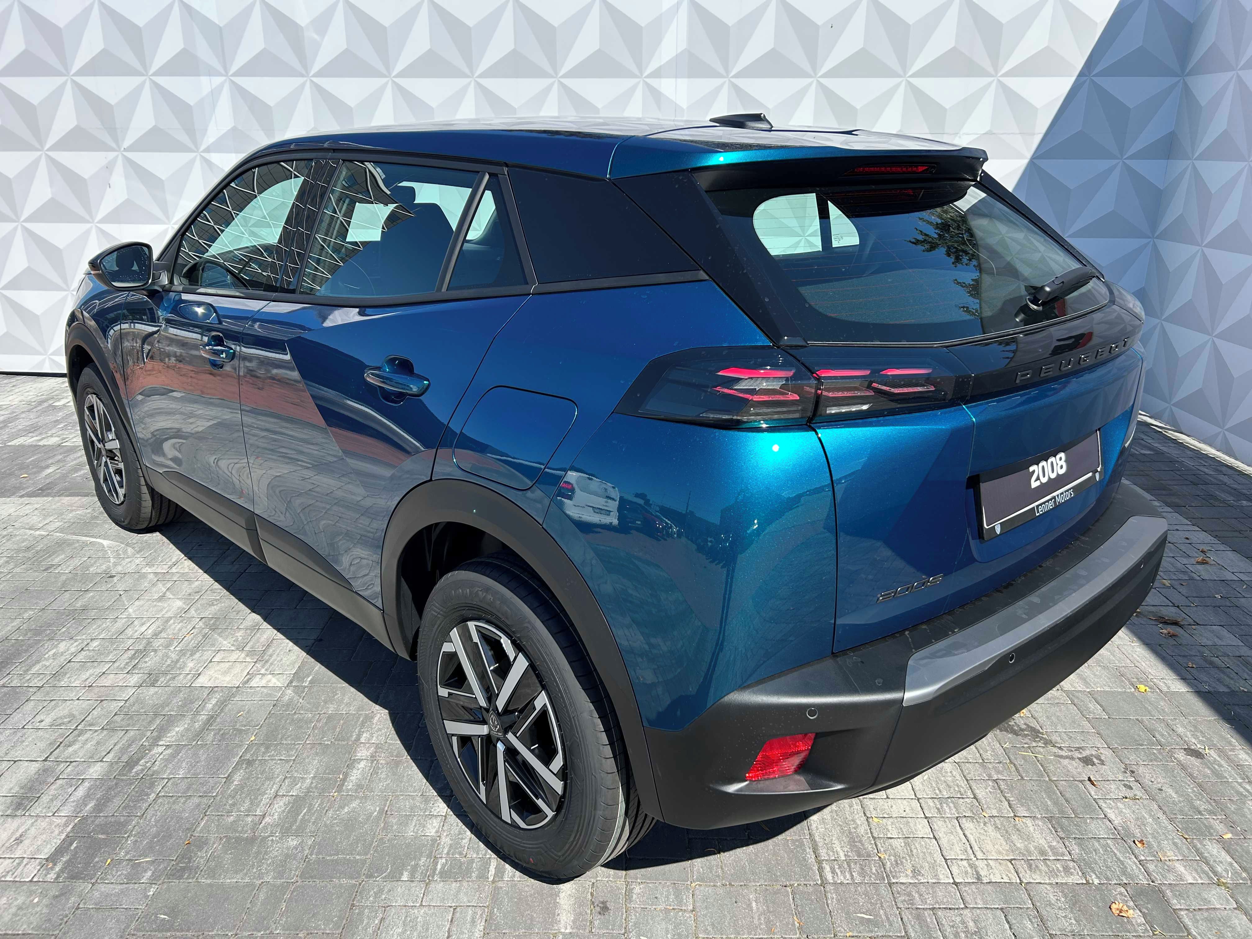Peugeot 2008, STYLE Hybrid 145 e-DCS6 - fotka 3