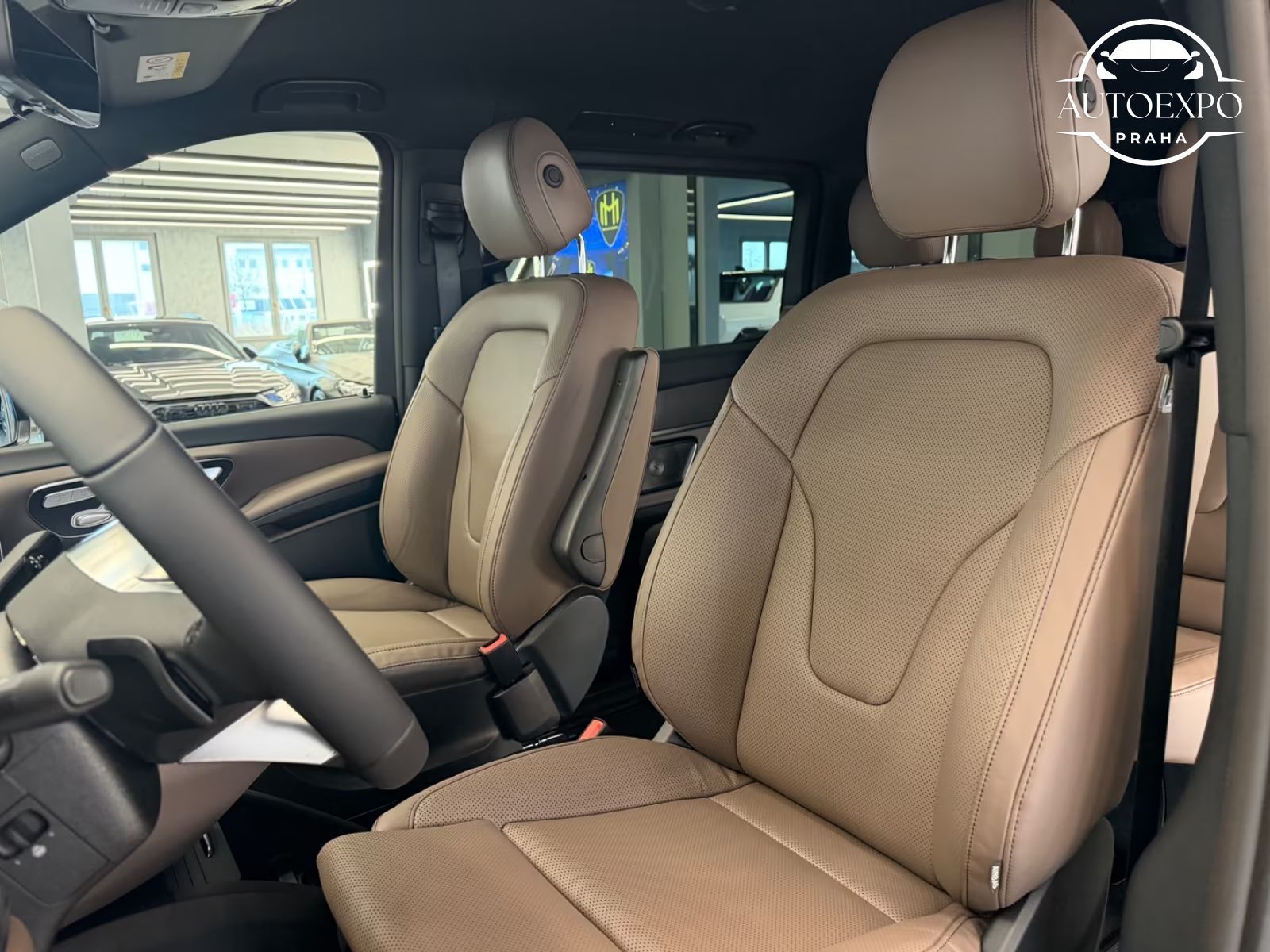 Mercedes-Benz Třídy V, 300 4Matic*Long*kůže*DPH* - fotka 4