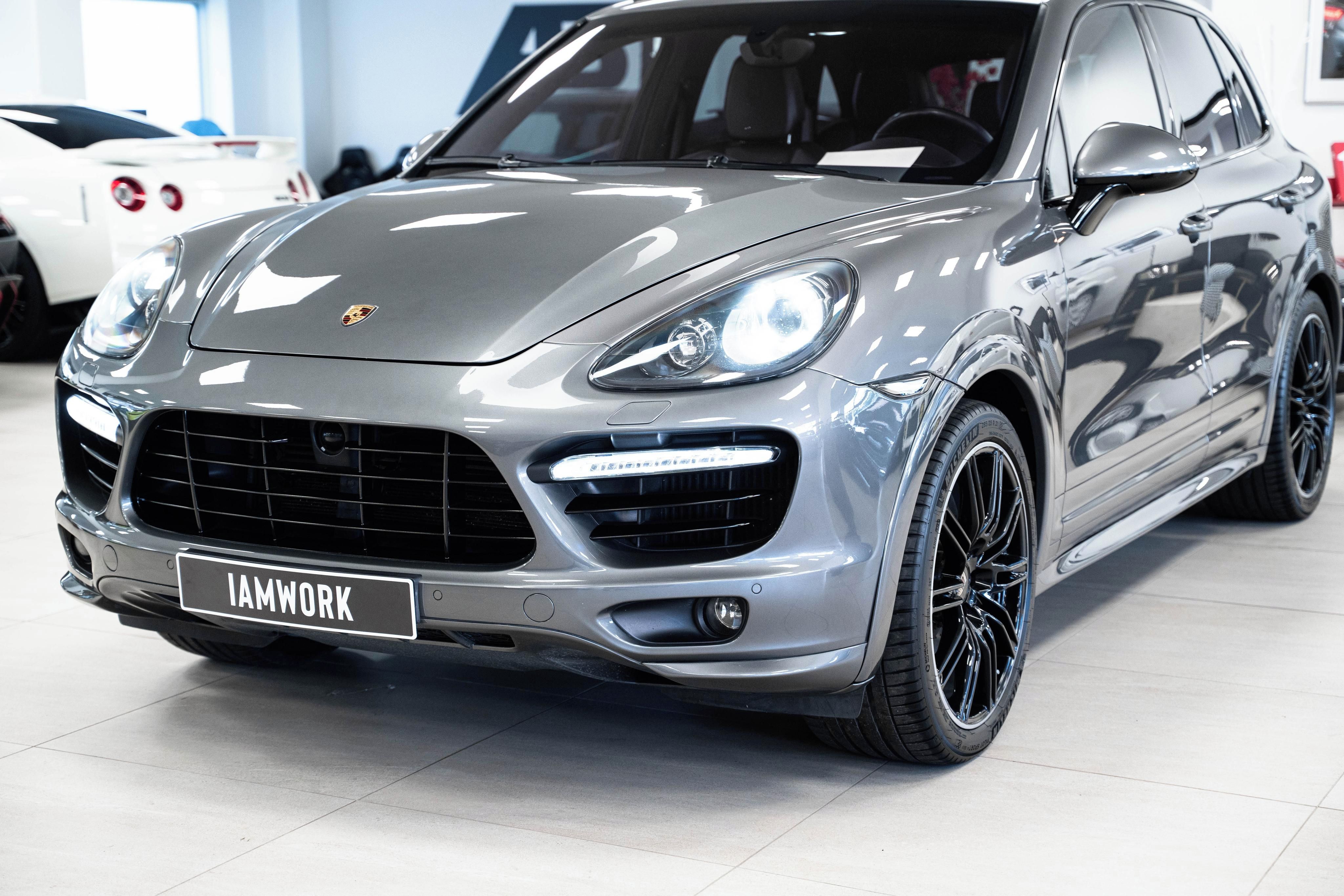 Porsche Cayenne, Turbo - 1. maj., DPH, Chrono - fotka 6