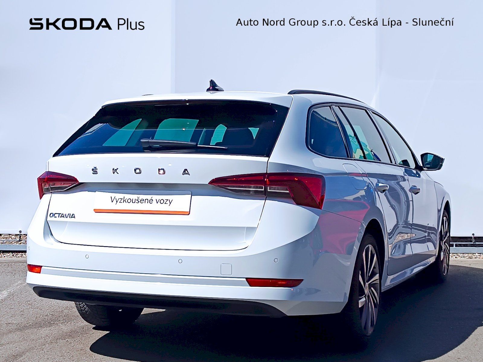 Škoda Octavia, Octavia Amb. Com. 2,0TDi/85kw - fotka 2