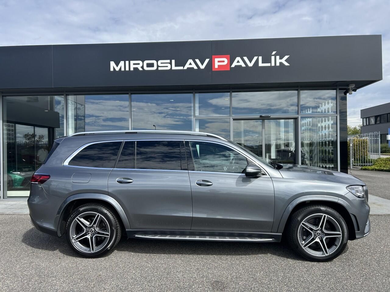 Mercedes-Benz GLS, 400d 4MATIC AMG AIRMATIC - fotka 4