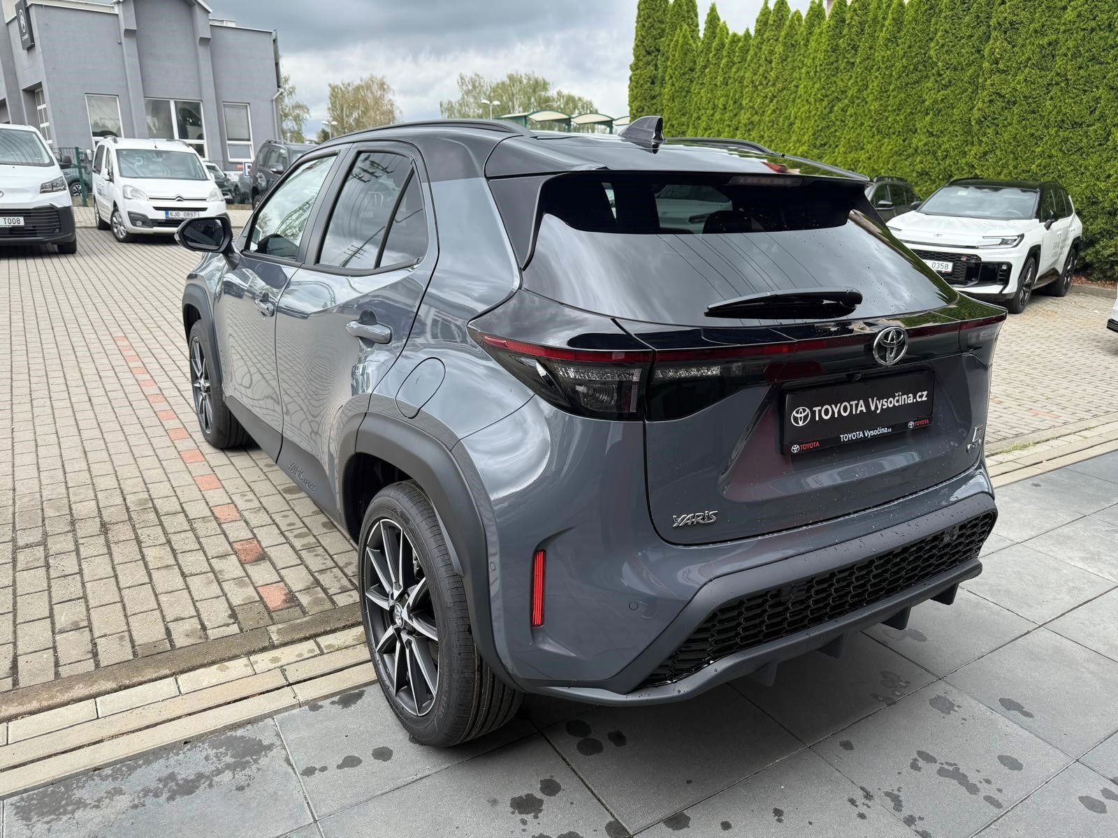Toyota Yaris Cross, 1.5HEV 130PS GR Sport Tech - fotka 5