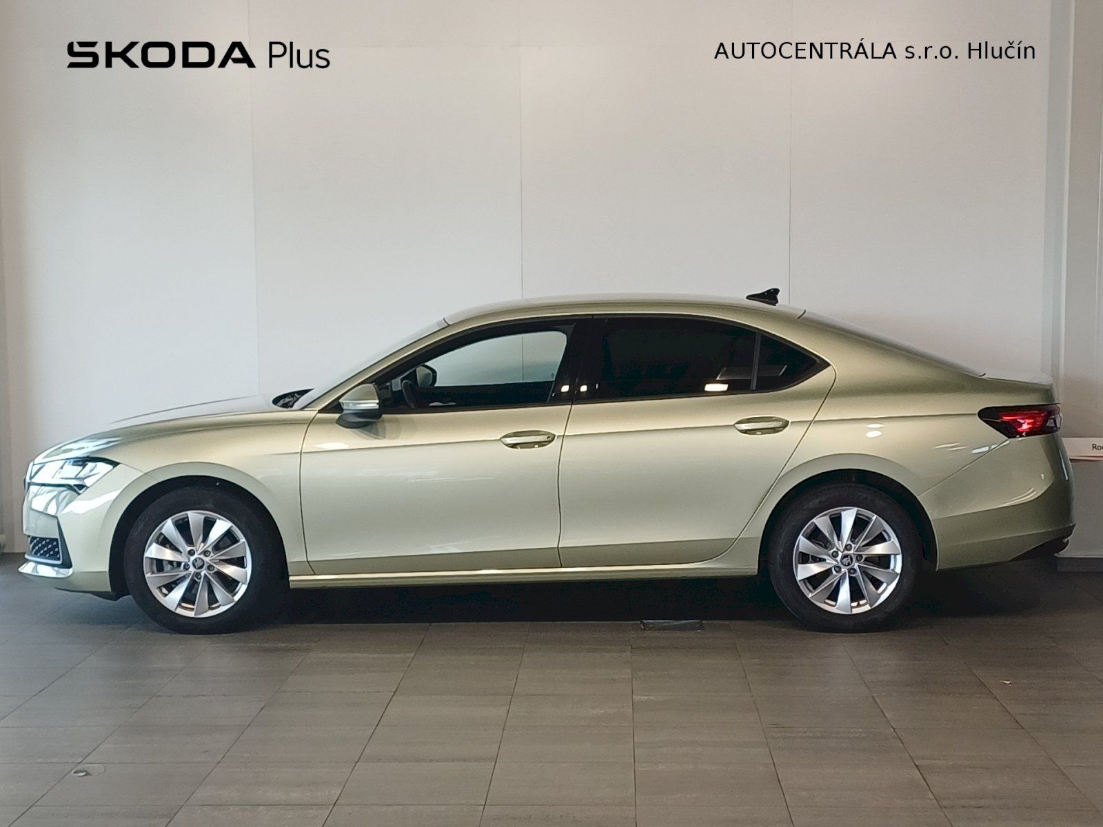 Škoda Superb, Selection DSG TSI 1.5 / 110 kW - fotka 3