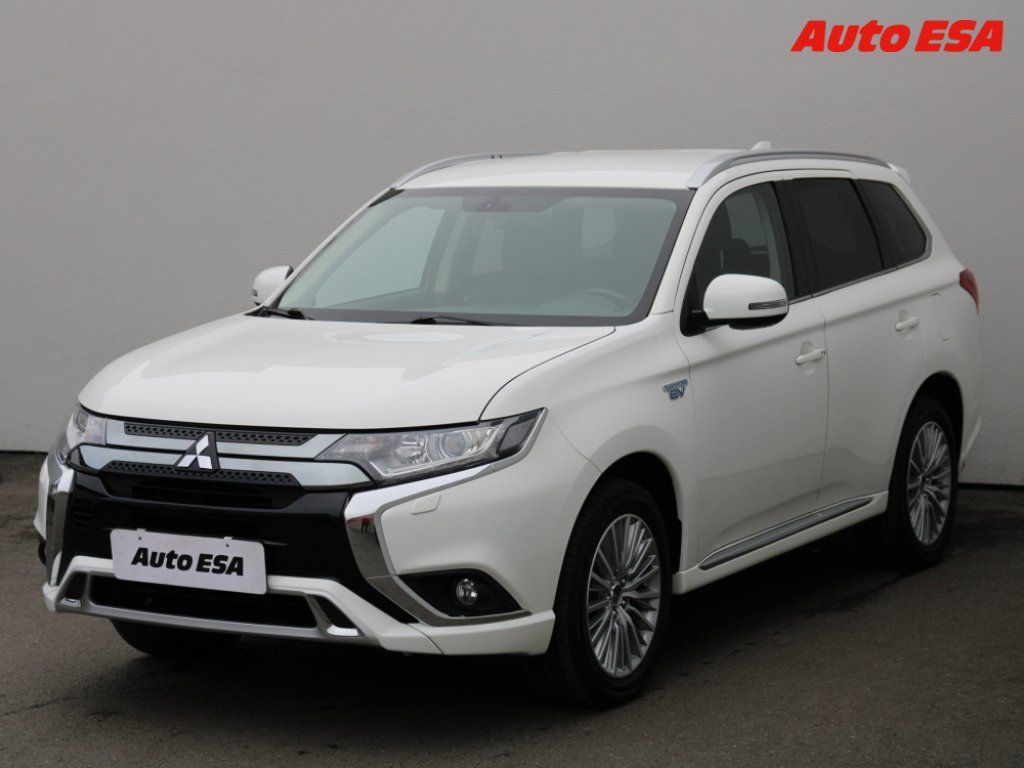 Mitsubishi Outlander, 2.0 4x4,AT - fotka 3