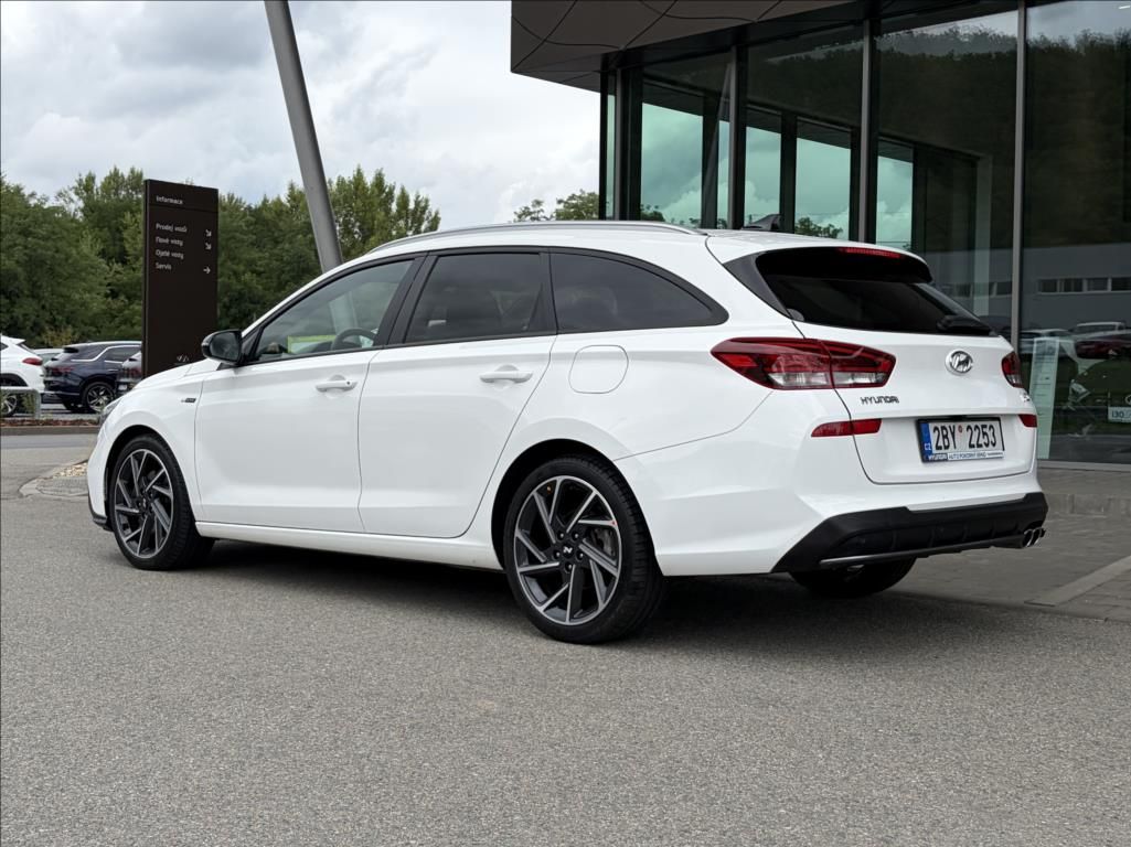 Hyundai i30, 1,5 T-GDI DCT  WG N Line Navi - fotka 2