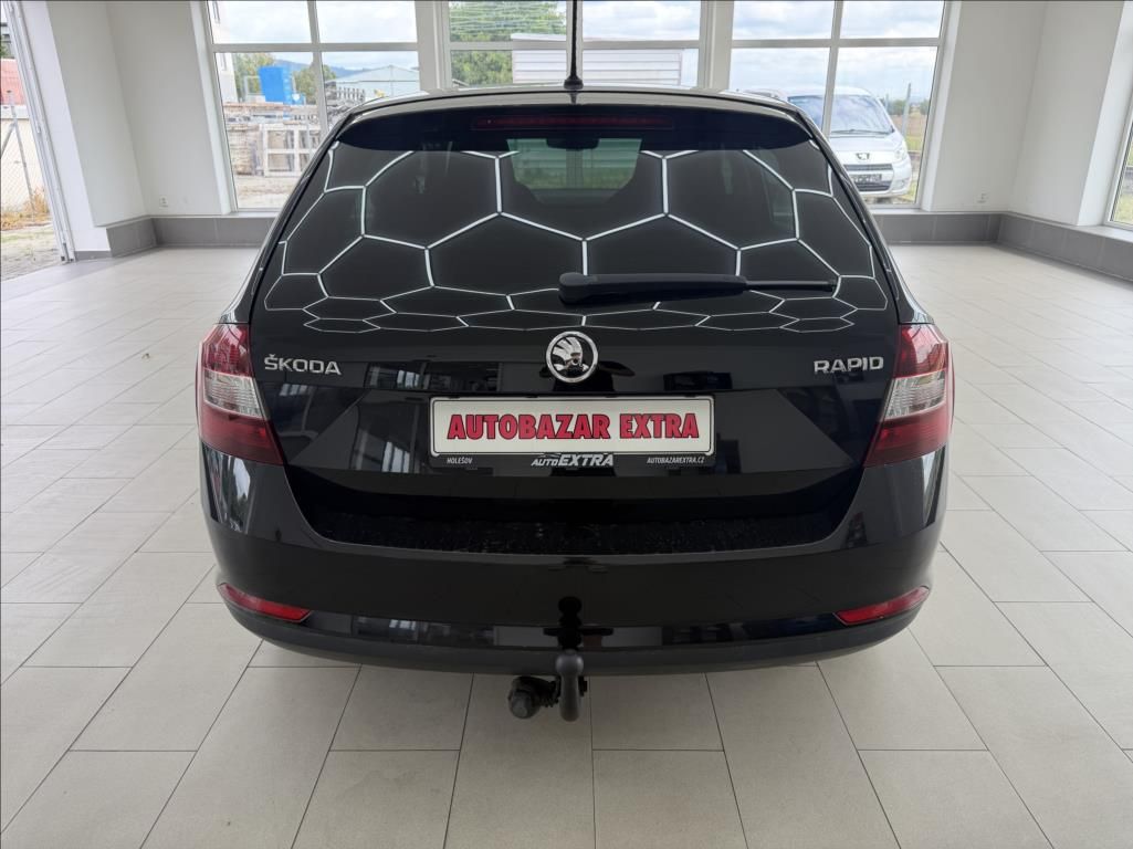 Škoda Rapid, 1,2 TSI, Climatronic, CarPlay - fotka 6