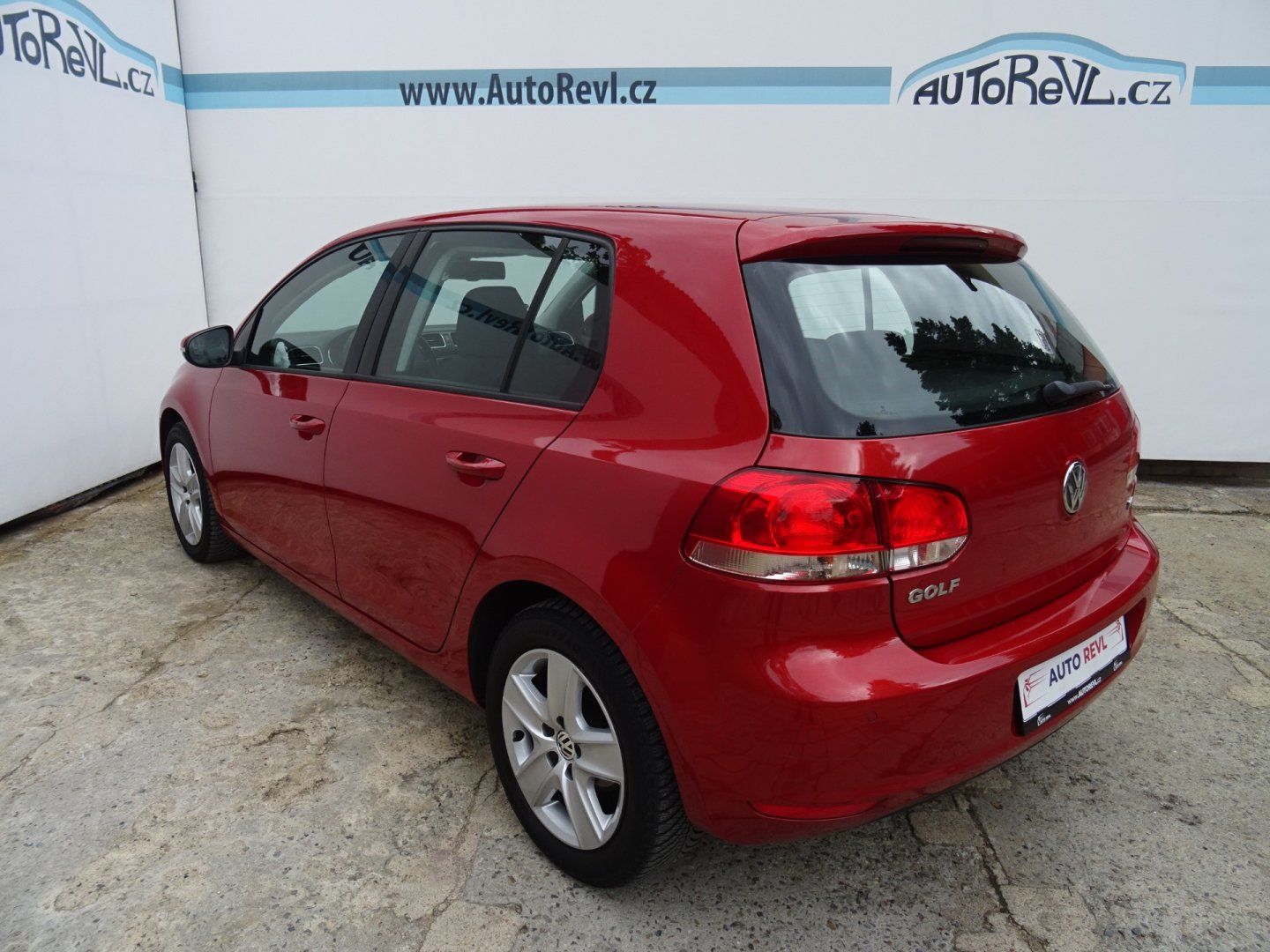 Volkswagen Golf, 1.6i,75kW,1maj,S.kni,klima - fotka 5