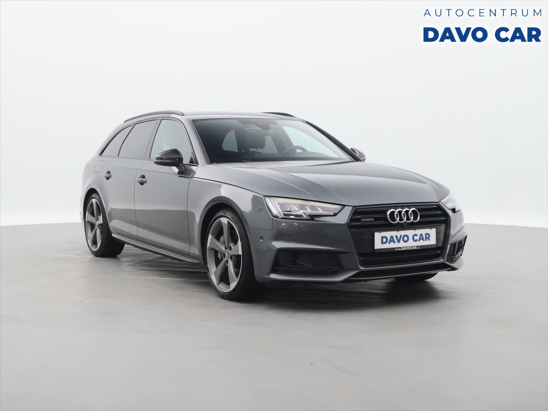 Audi A4, 3,0 TDI 200kW quattro Navi
