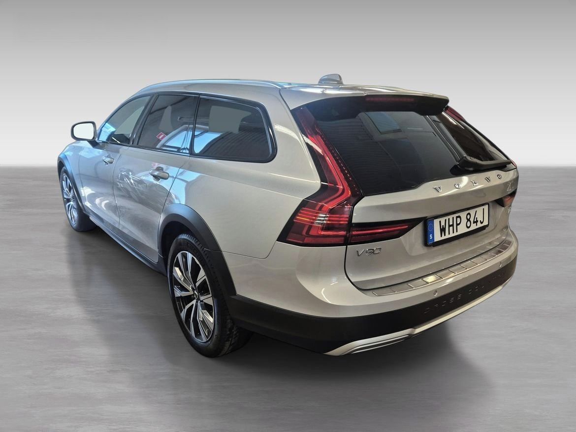 Volvo V90, B4 AWD Plus NezTop Paměť Kůže - fotka 5