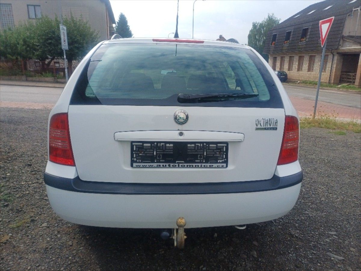Škoda Octavia, 1,9 kombi TDI Tour - fotka 5