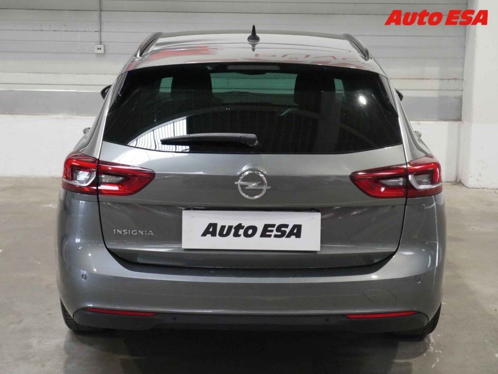 Opel Insignia, 2.0 CDTI - fotka 5