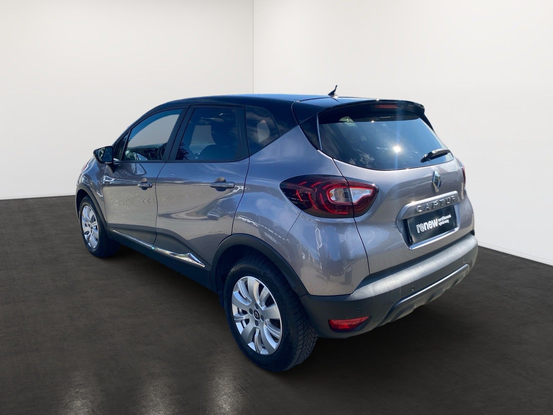 Renault Captur, 1,3tce 96kw, ČR, 1.Majitel - fotka 5