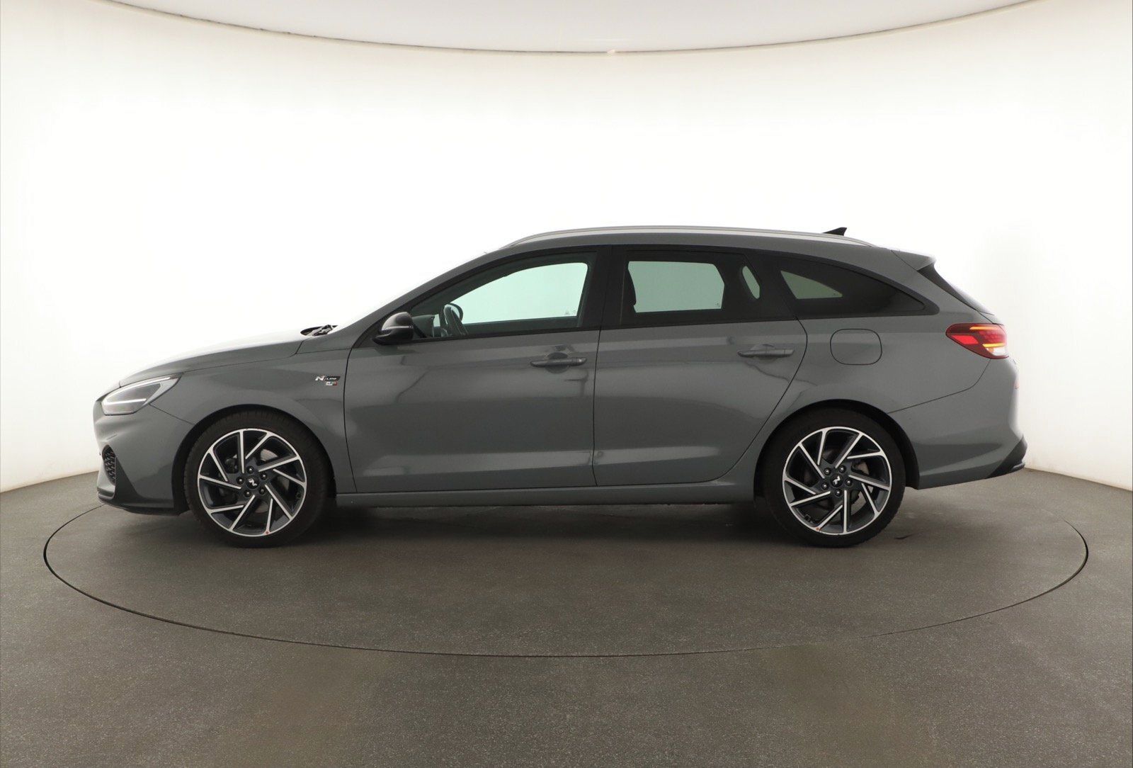 Hyundai i30, 1.5 T-GDI, N-Line, Automat, ČR - fotka 3