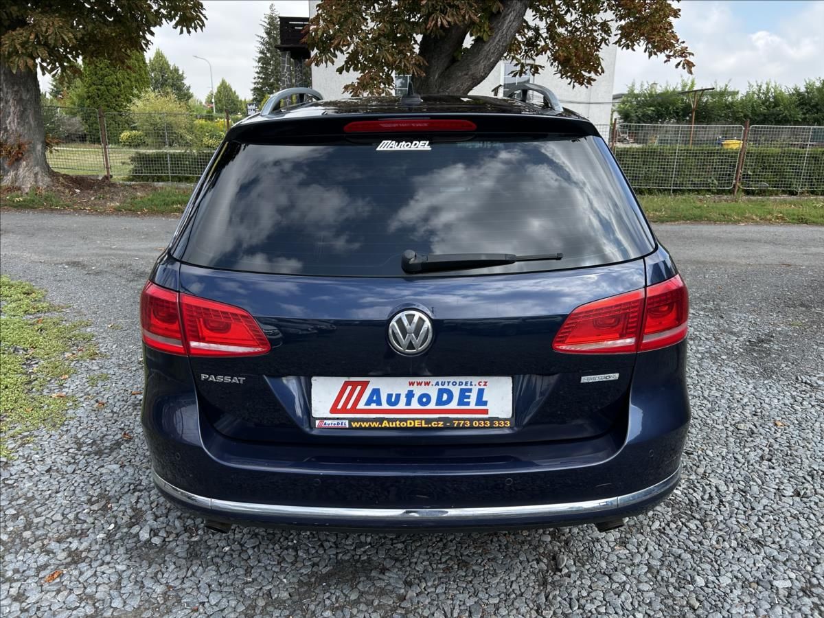 Volkswagen Passat, 2,0 TDi 125kW DSG 4x4  Tažné - fotka 5