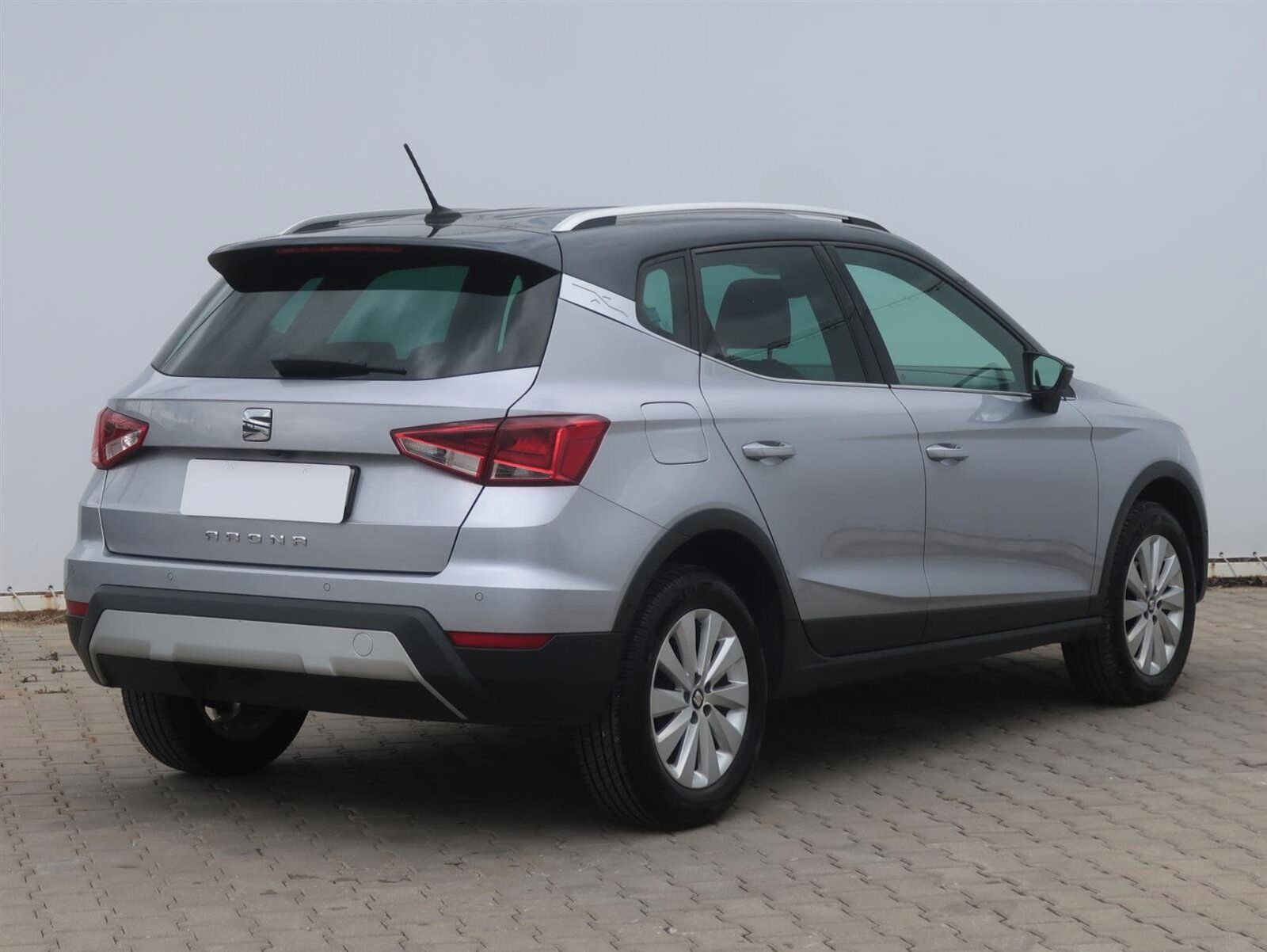Seat Arona, 1.6 TDI, Automat - fotka 5