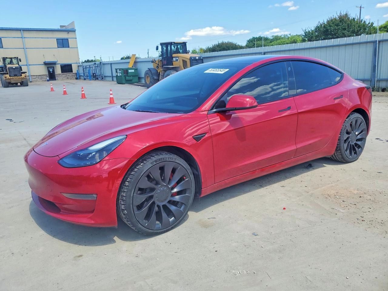 Tesla Model 3, Auto na cestě