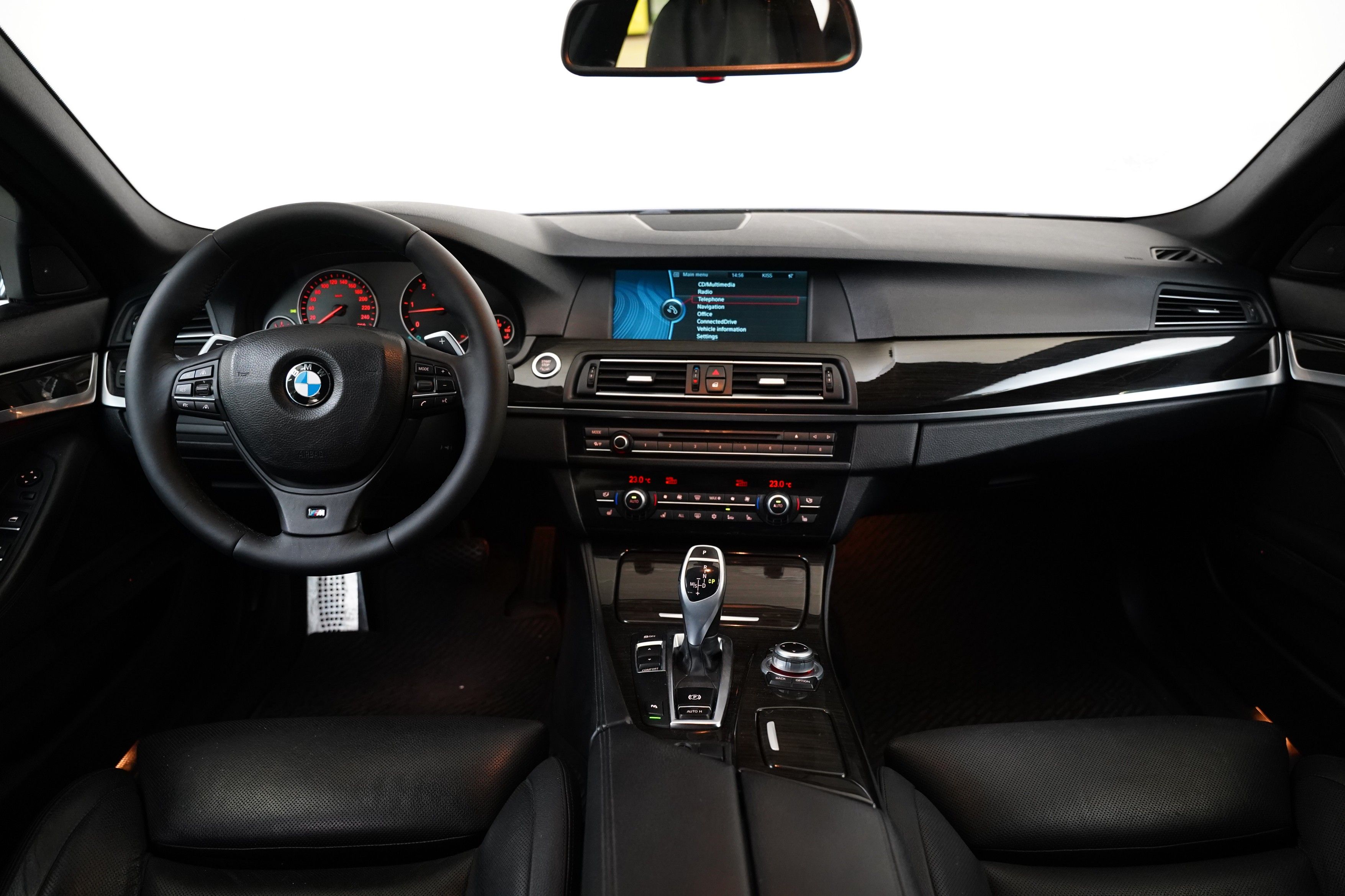 BMW Řada 5, 535d 220 kW - fotka 5