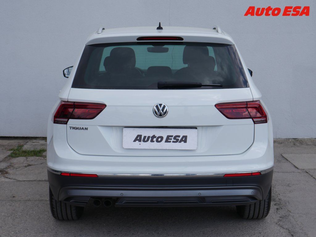 Volkswagen Tiguan, 2.0 TDI,2.maj,ČR,AT,navi - fotka 5