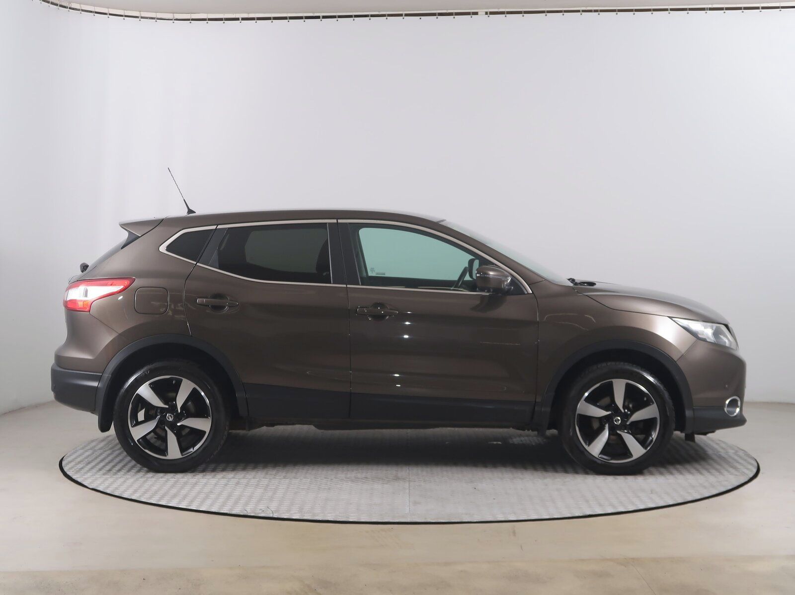 Nissan Qashqai, 1.6 dCi, Serv.kniha - fotka 6
