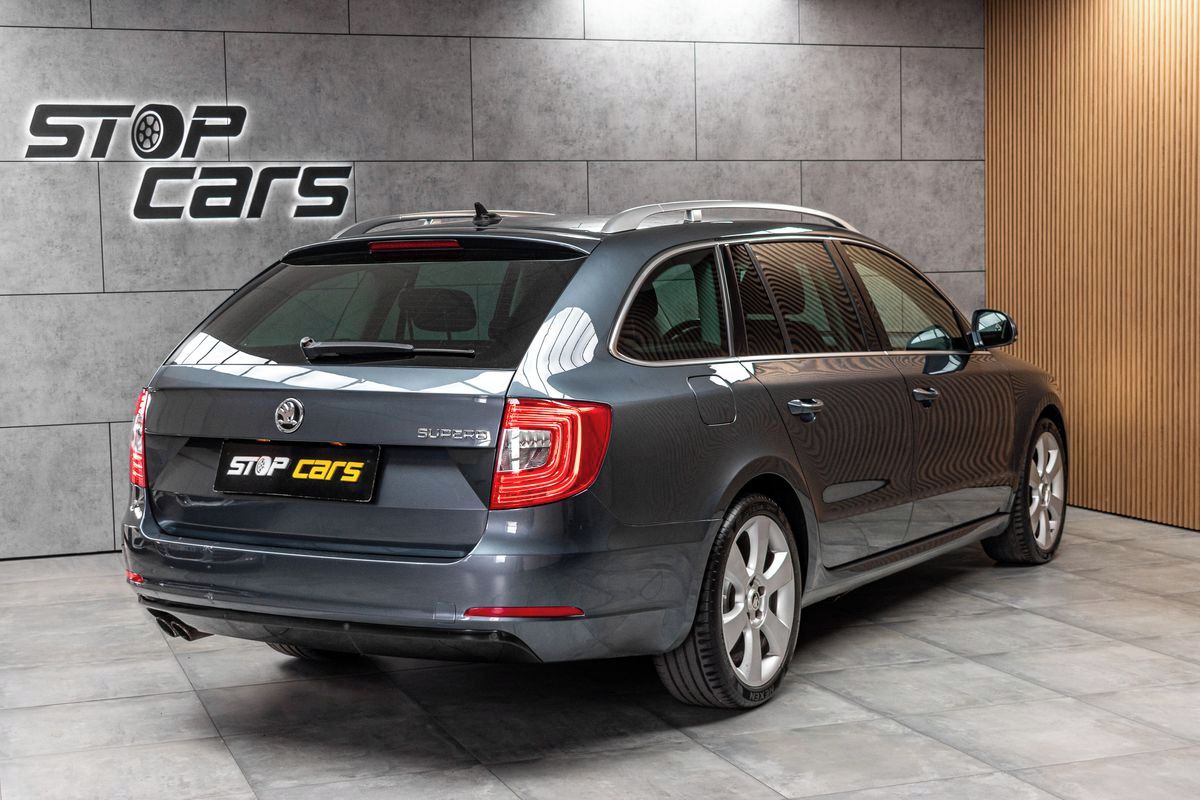 Škoda Superb, 2.0 TDI DSG AMBITION BUSINESS - fotka 6