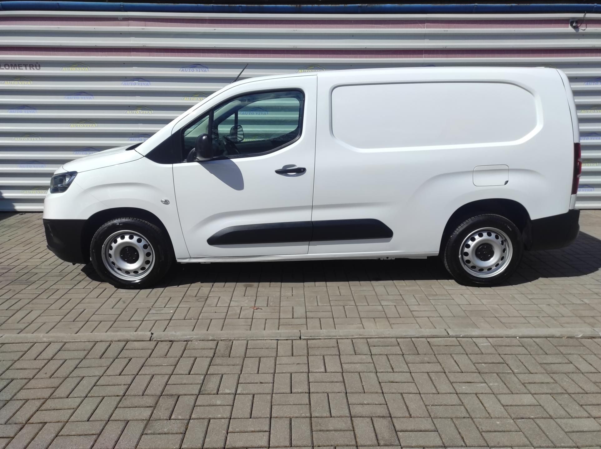 Toyota Proace City, 1,5D-4D 75kW L2, 1 maj., ČR - fotka 2