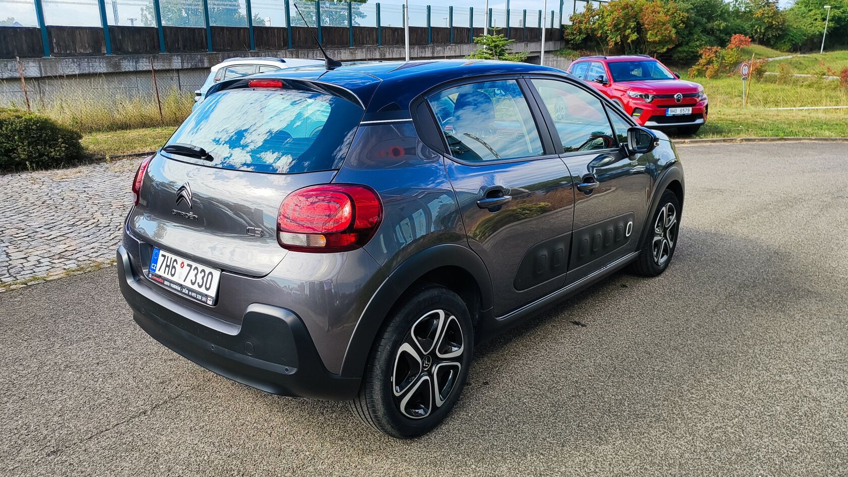 Citroën C3, SHINE 1,2 Puretech,  koupeno C - fotka 5