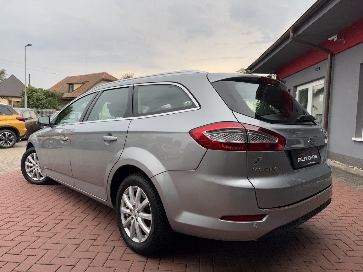 Ford Mondeo, 1.6i EcoBoost Titanium Xenony - fotka 3