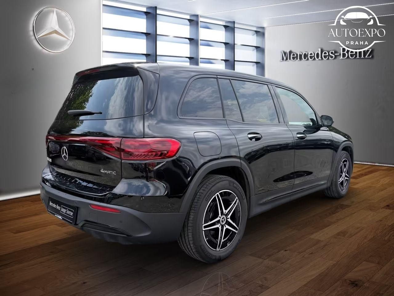 Mercedes-Benz EQB, 350 4M AMG*NIGHT*TAŽNÉ - fotka 3