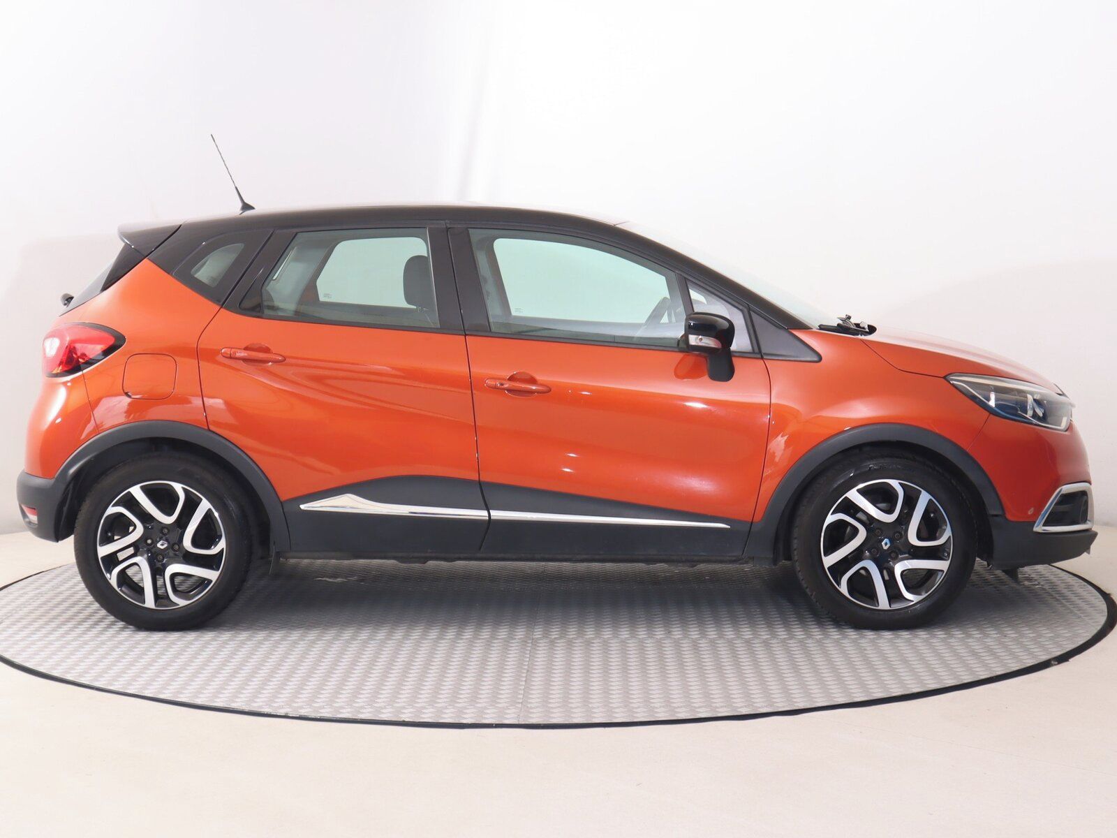 Renault Captur, 1.2 TCe, Automat, Serv.kniha - fotka 6