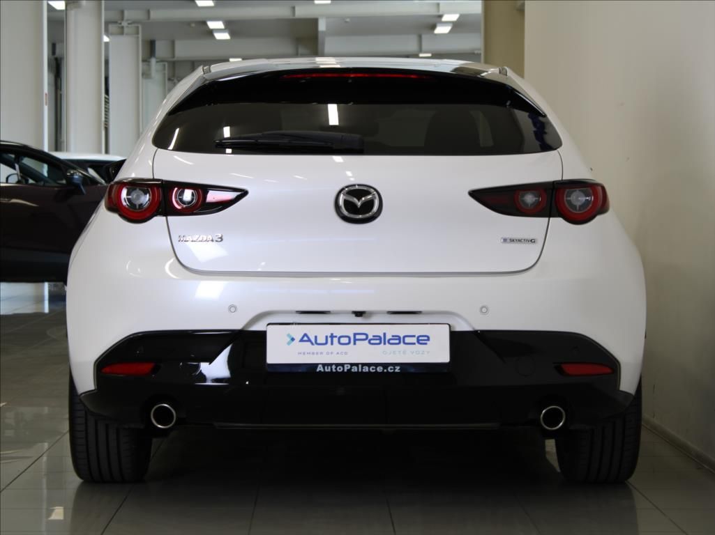 Mazda 3, 2,5 G140 AT Homura 10tkm.ČR - fotka 4