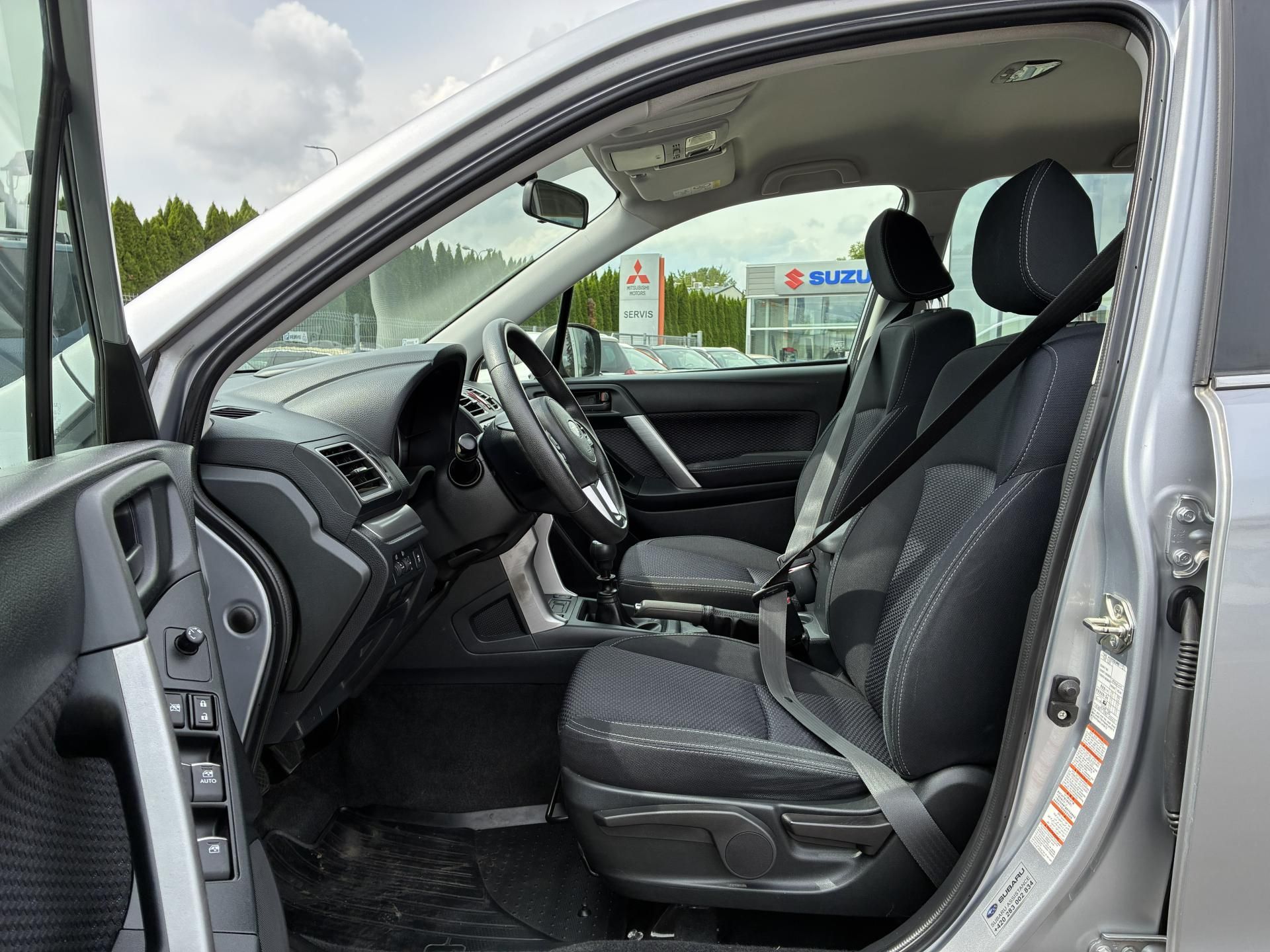 Subaru Forester, 2,0i Active 6MT * ZÁRUKA * - fotka 6