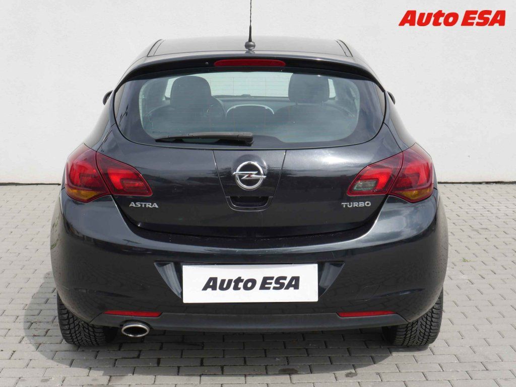 Opel Astra, 1.4i,ČR,Klima - fotka 5
