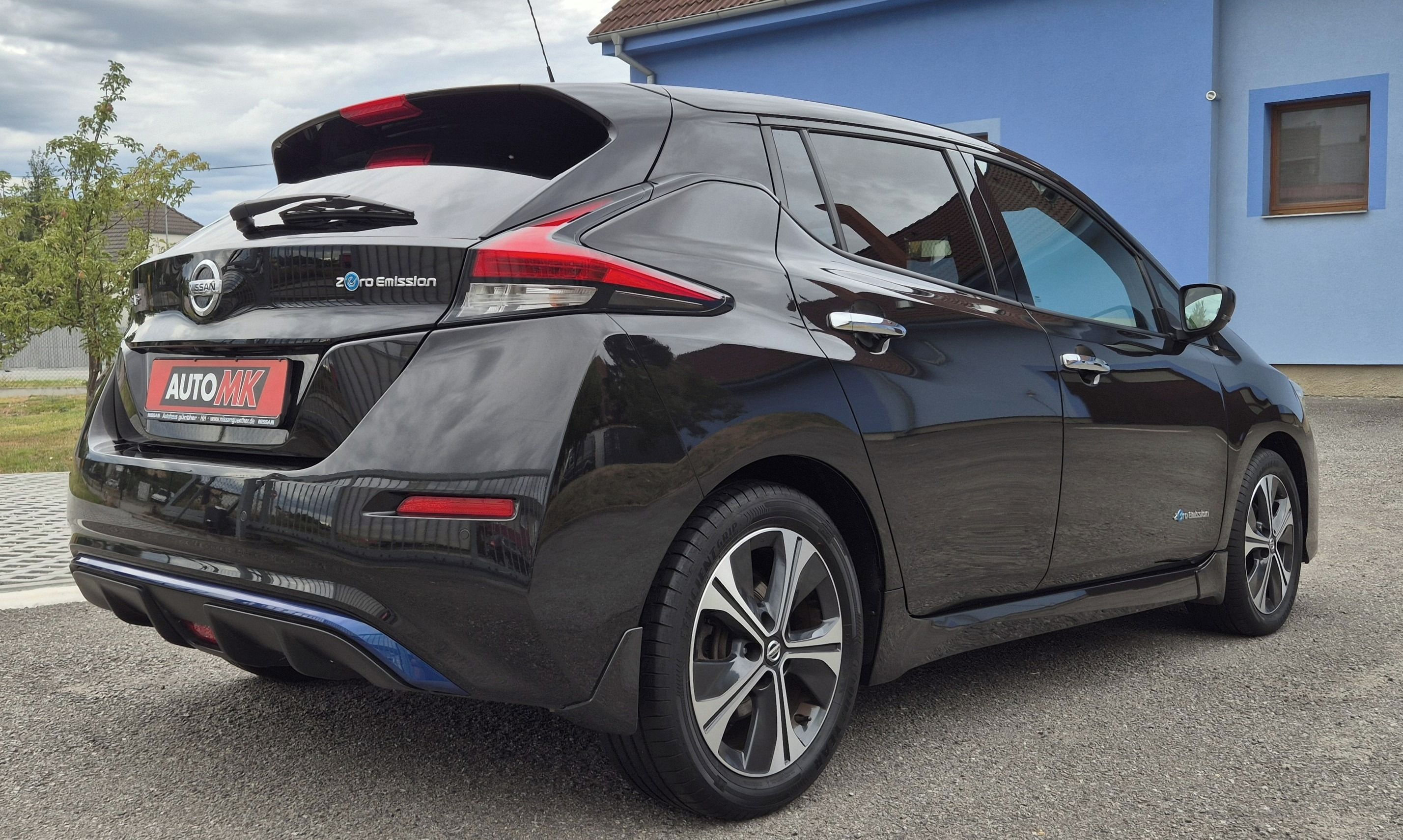 Nissan LEAF, 1.majitel servisní kniha. - fotka 4