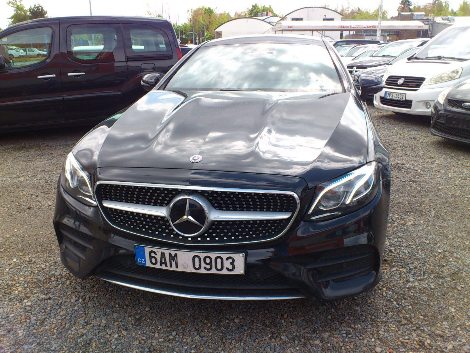 Mercedes-Benz Třídy E, E 220 4-matic 143 Kw - fotka 3