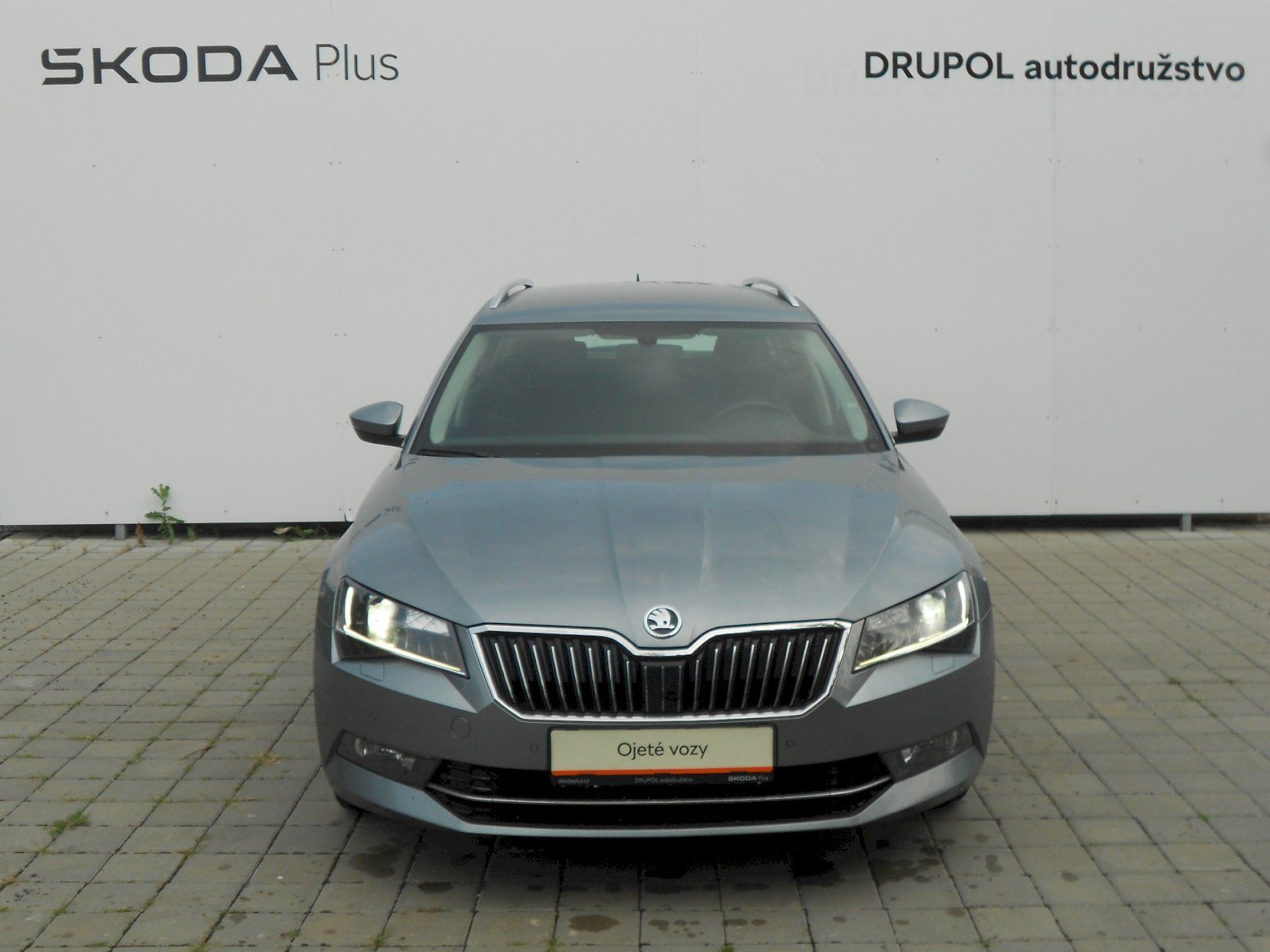 Škoda Superb, Combi III 2.0 TSI - 206 kW, Am - fotka 4