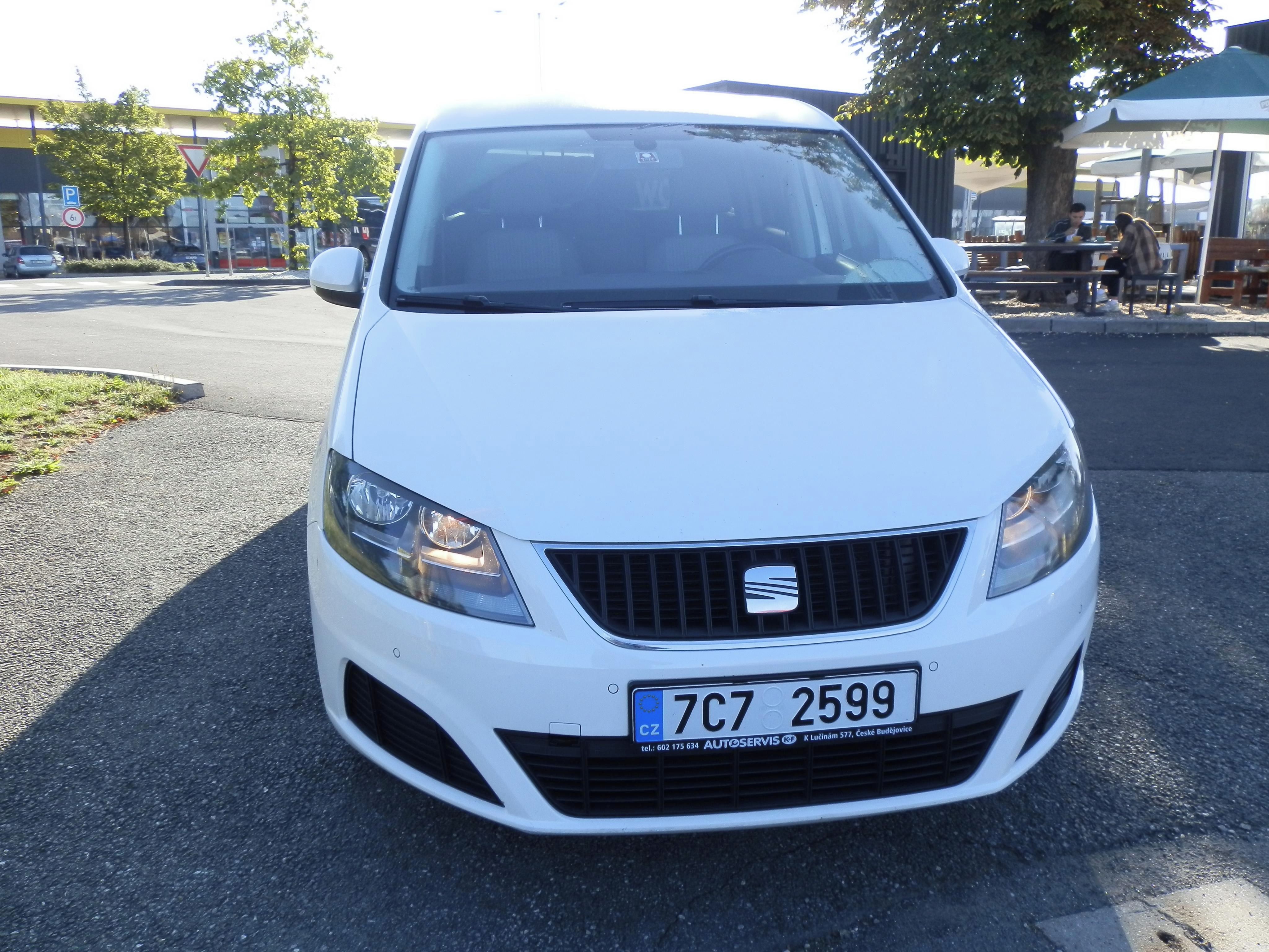 Seat Alhambra, 2,0 TDi - fotka 6
